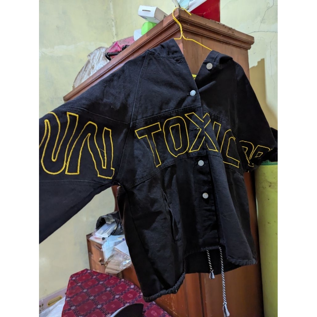 PRELOVED jaket AMR original