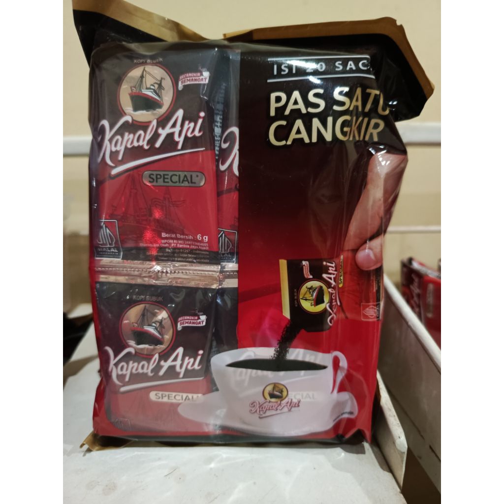 

Kopi Kapal Api Mini 6 gram 1 pak isi 20 sachet