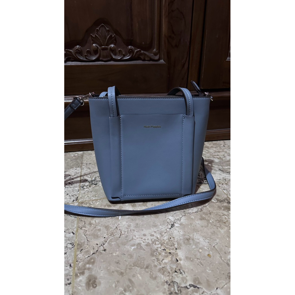 mini sling bag hush puppies