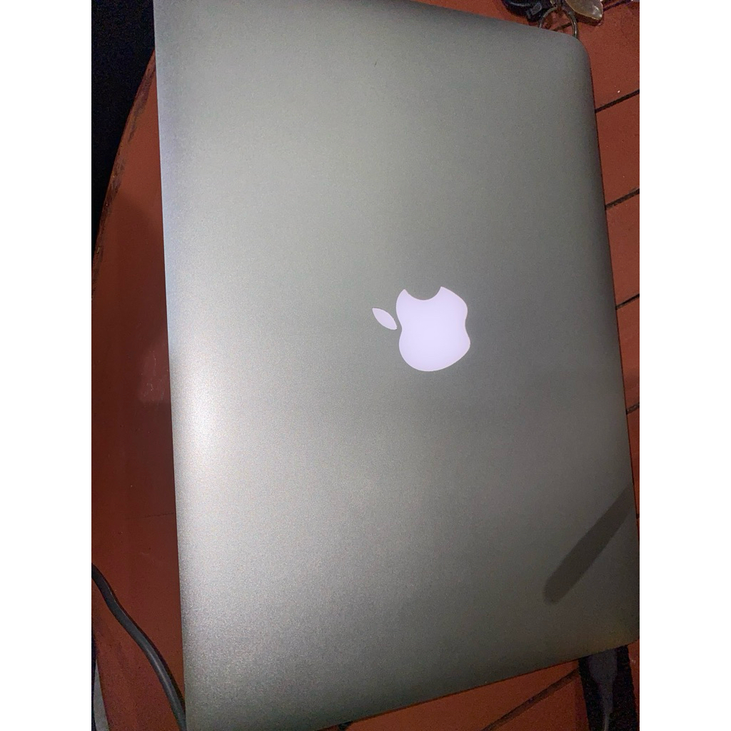 Macbook Pro 2015 8/128 Second