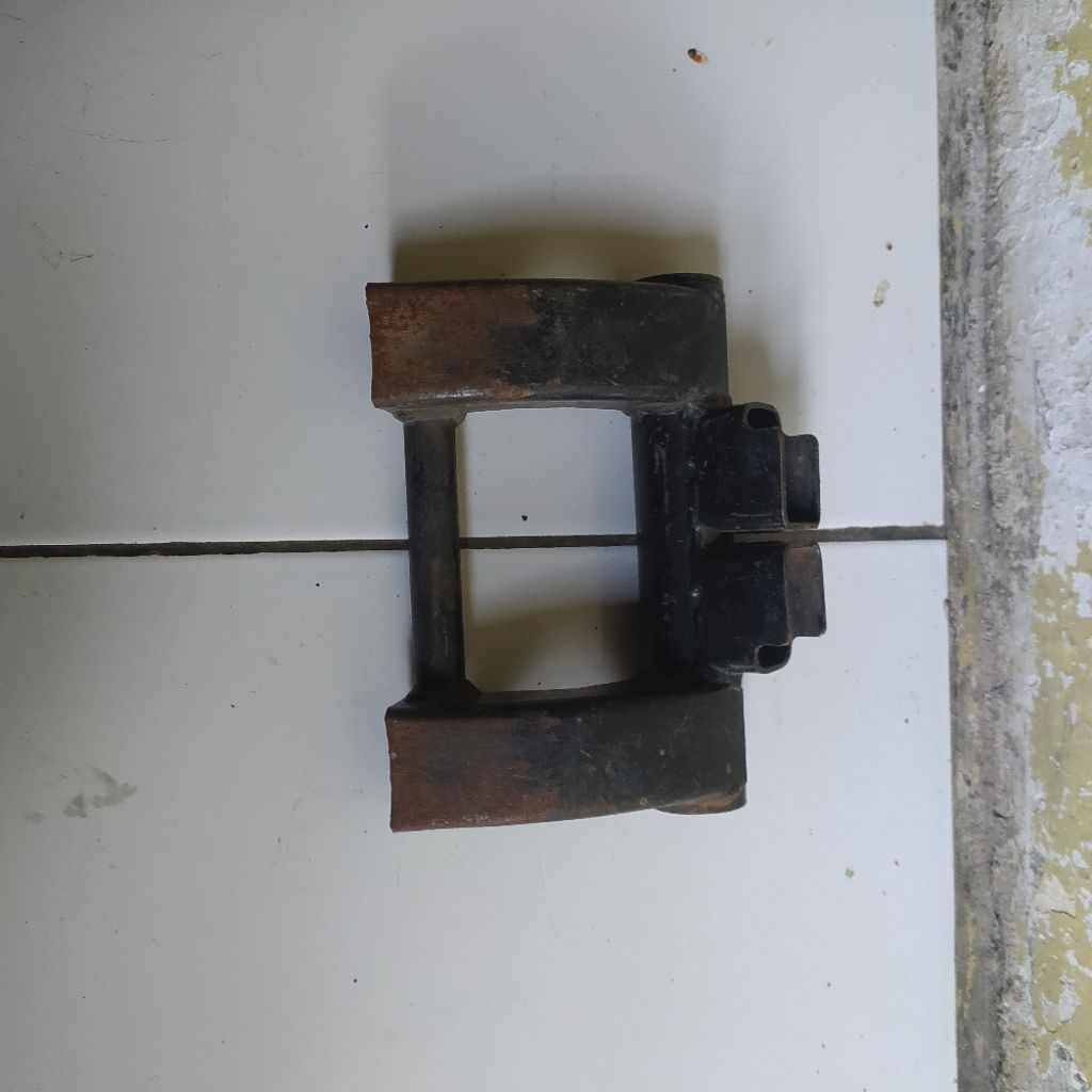 mounting mesin, arem original Suzuki spin/Skydrive 125