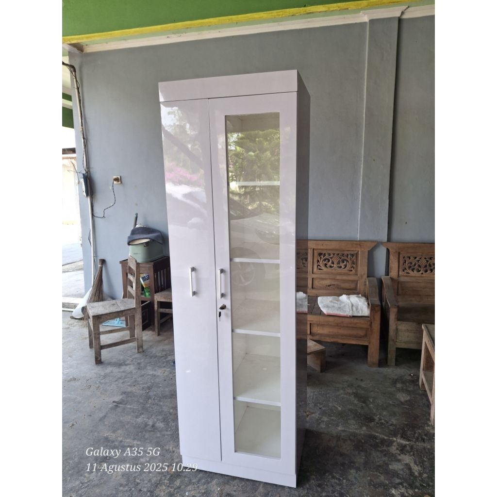 LEMARI HIJAB DAN TAS