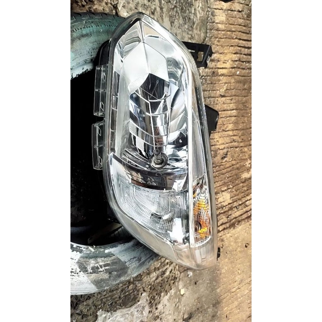 headlamp Chevrolet spin