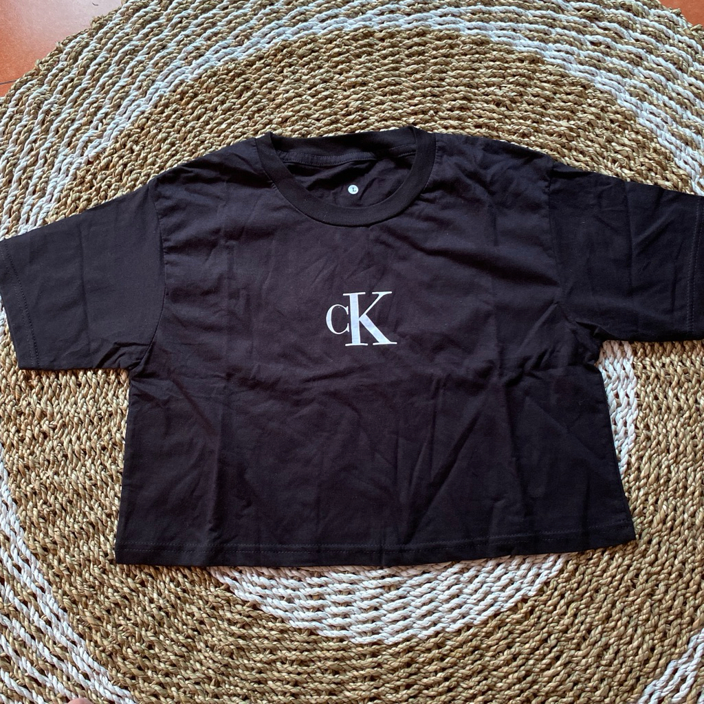 Kaos Crop Wanita - Crop hitam polos wanita - Baju Crop Top