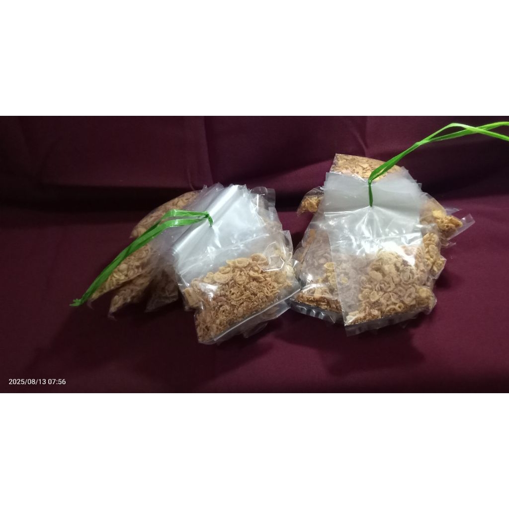 

bawang goreng asli gendelan isi 20 pcs.. enak dan girih