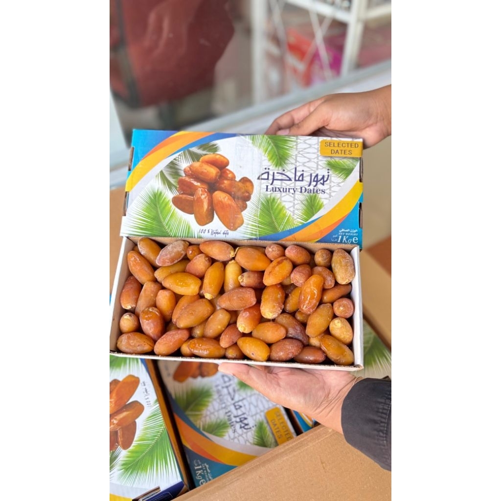 

Kurma Muda Ruthob 1Kg