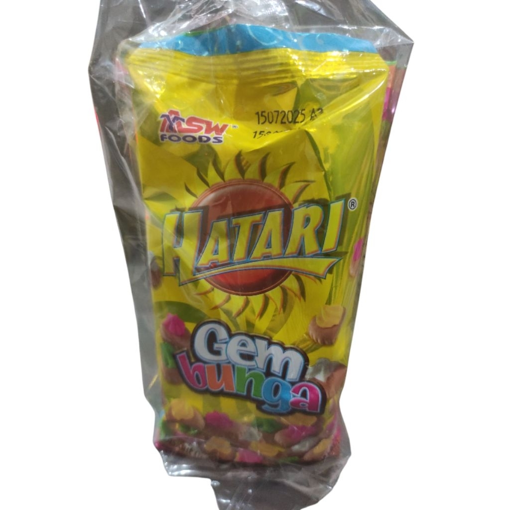 

Biskuit Jadul Gem Bunga Hattari (1 renteng 10 bungkus)