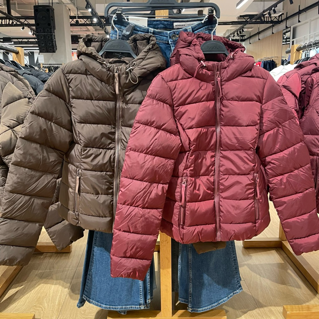 Jaket Puffer BERSHKA Women jastip (jasa titip)