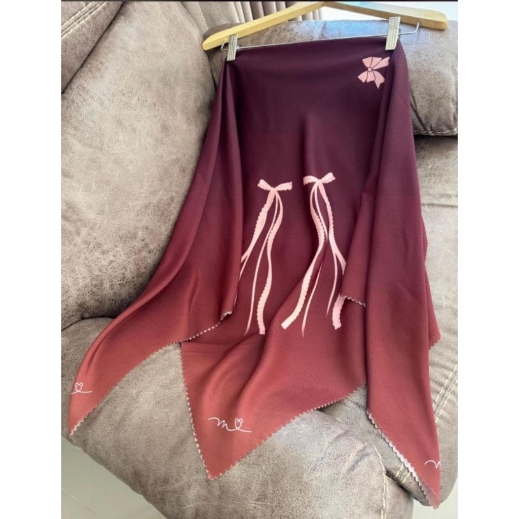 HIJAB SEGIEMPAT MOTIF PITA GRADASI // HIJAB PITA // HIJAB GRADASI // HIJAB GROSIR MURAH KEKINIAN