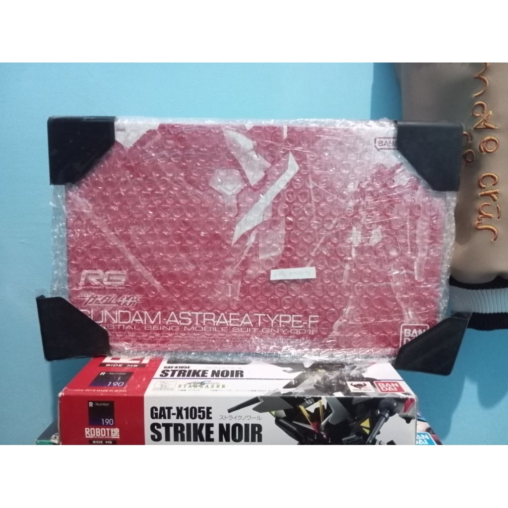 RG 1/144 Gundam Astraea Type F MIB