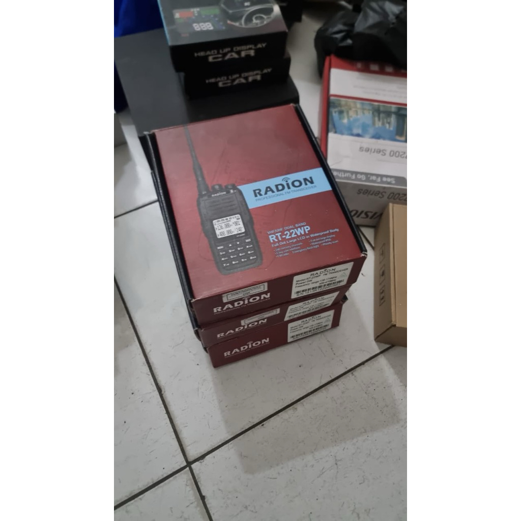 HT Walky Talky Radion RT-22WP