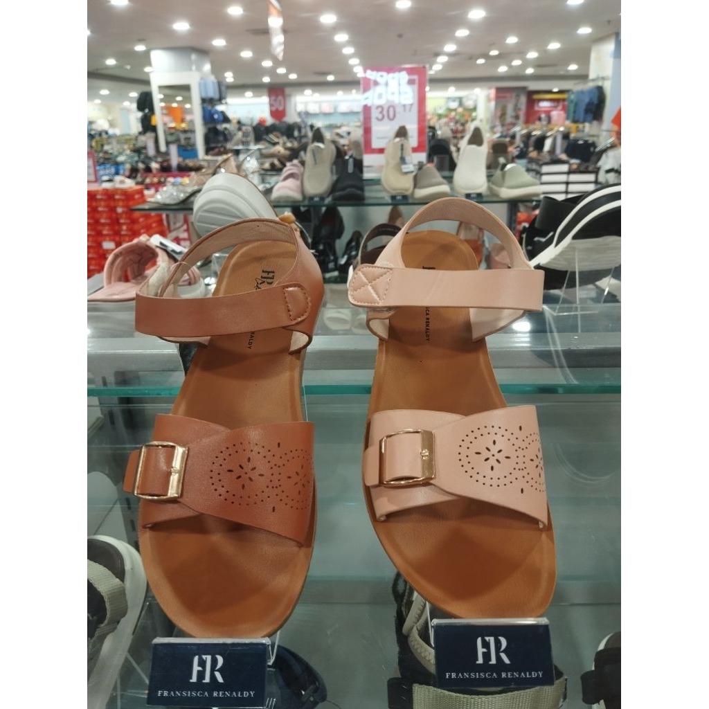 Sandal perempuan FRANSISCA RENALDY L.agnes