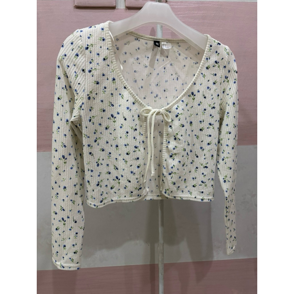 preloved | h&m outer bunga | luaran wanita | baju luaran h&m | cardigan h&m | cardigan wanita