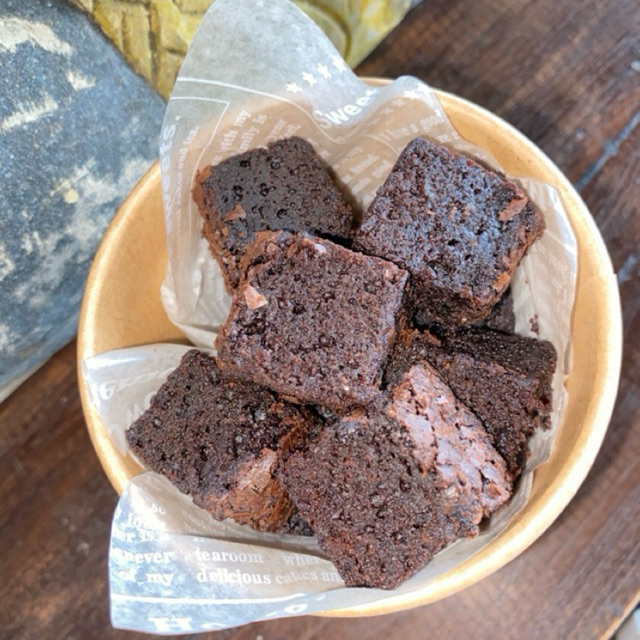 

BITES & BLISS - Brownies bites ukuran 12 oz