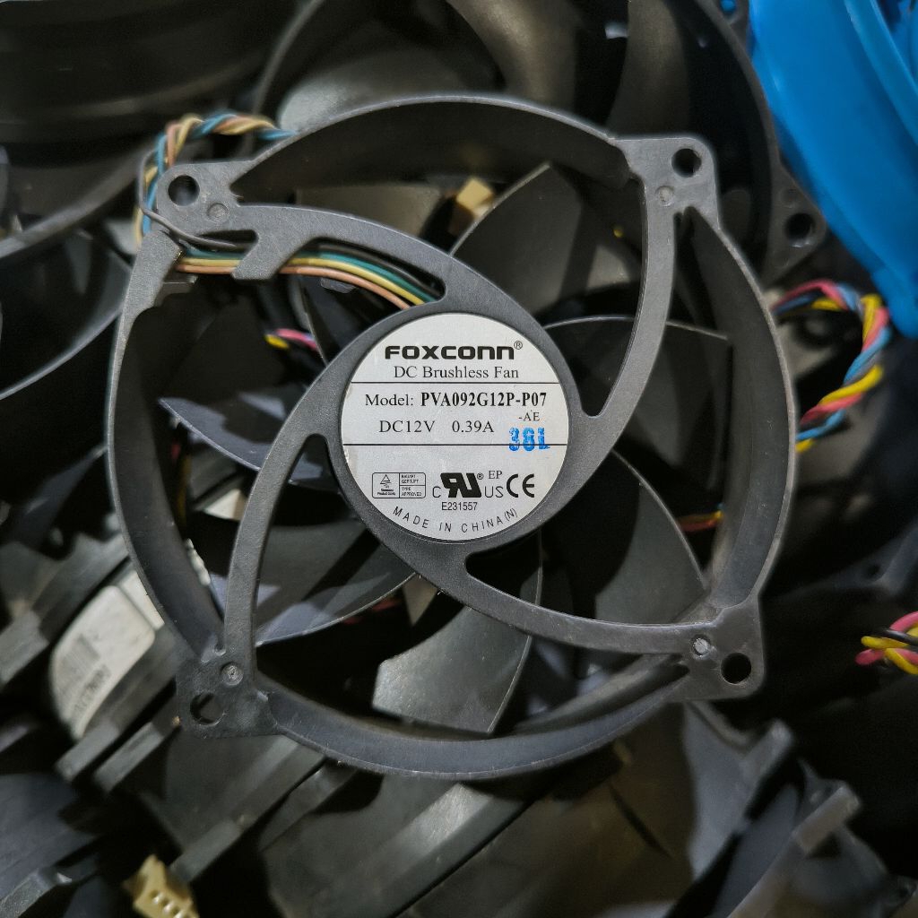 KIPAS FAN BULAT 8X8CM 12V 0.39 AMPER