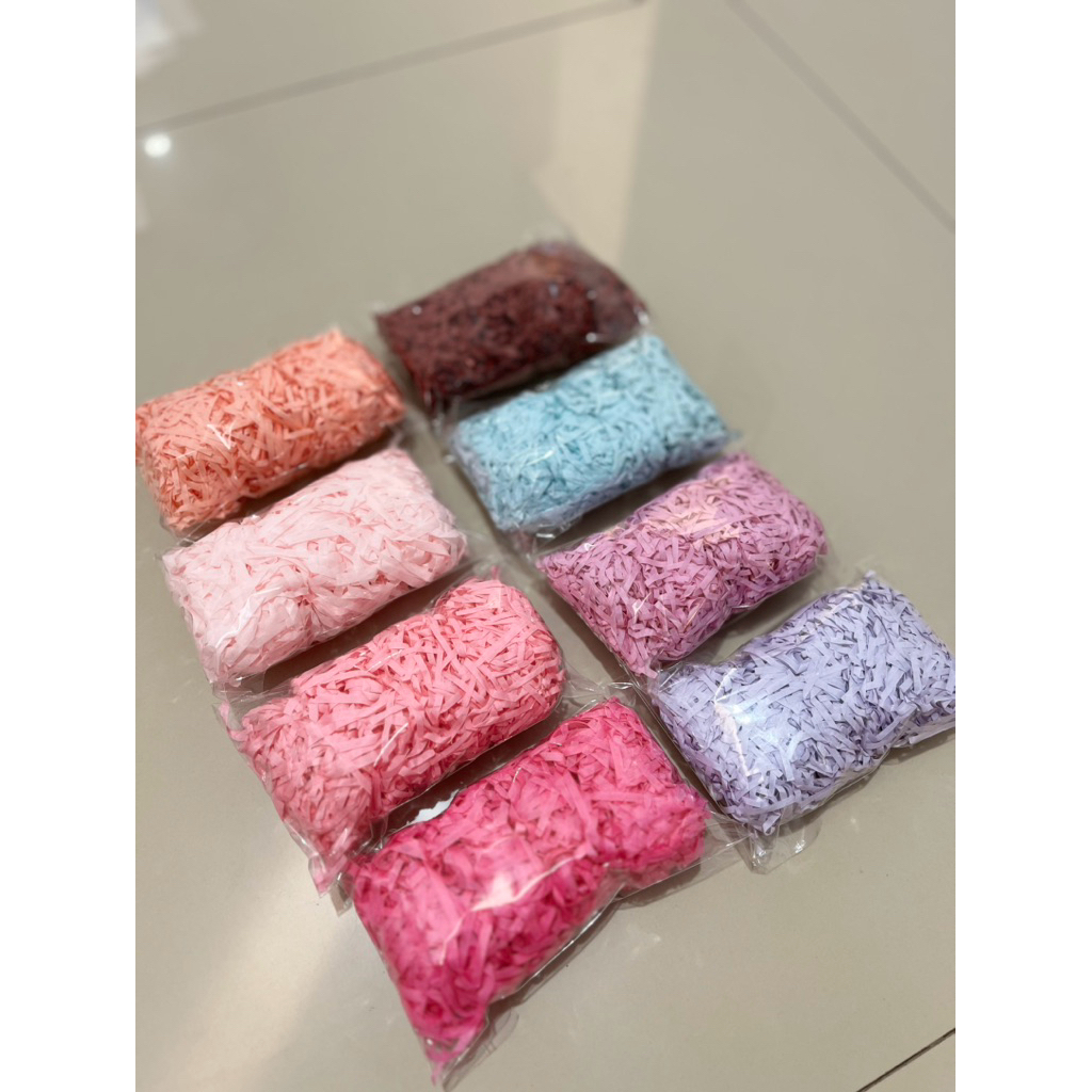 

Kertas Cacah/Kertas Serut/kawul/Isi Gift/Box Filler/Kertas Shredded /Shredded Paper /Kertas Potong /Filler parcel hampers/isian box hampers