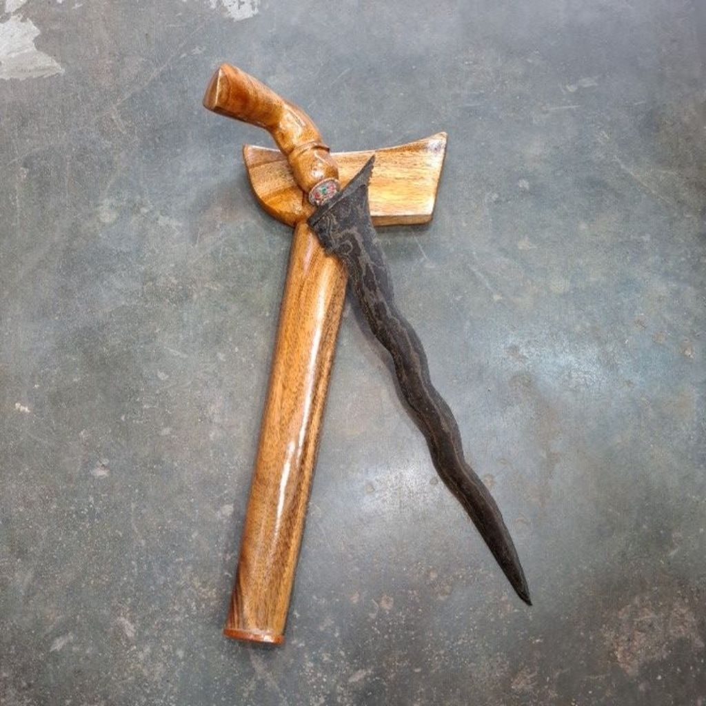 Keris pamor bilah naga sosro