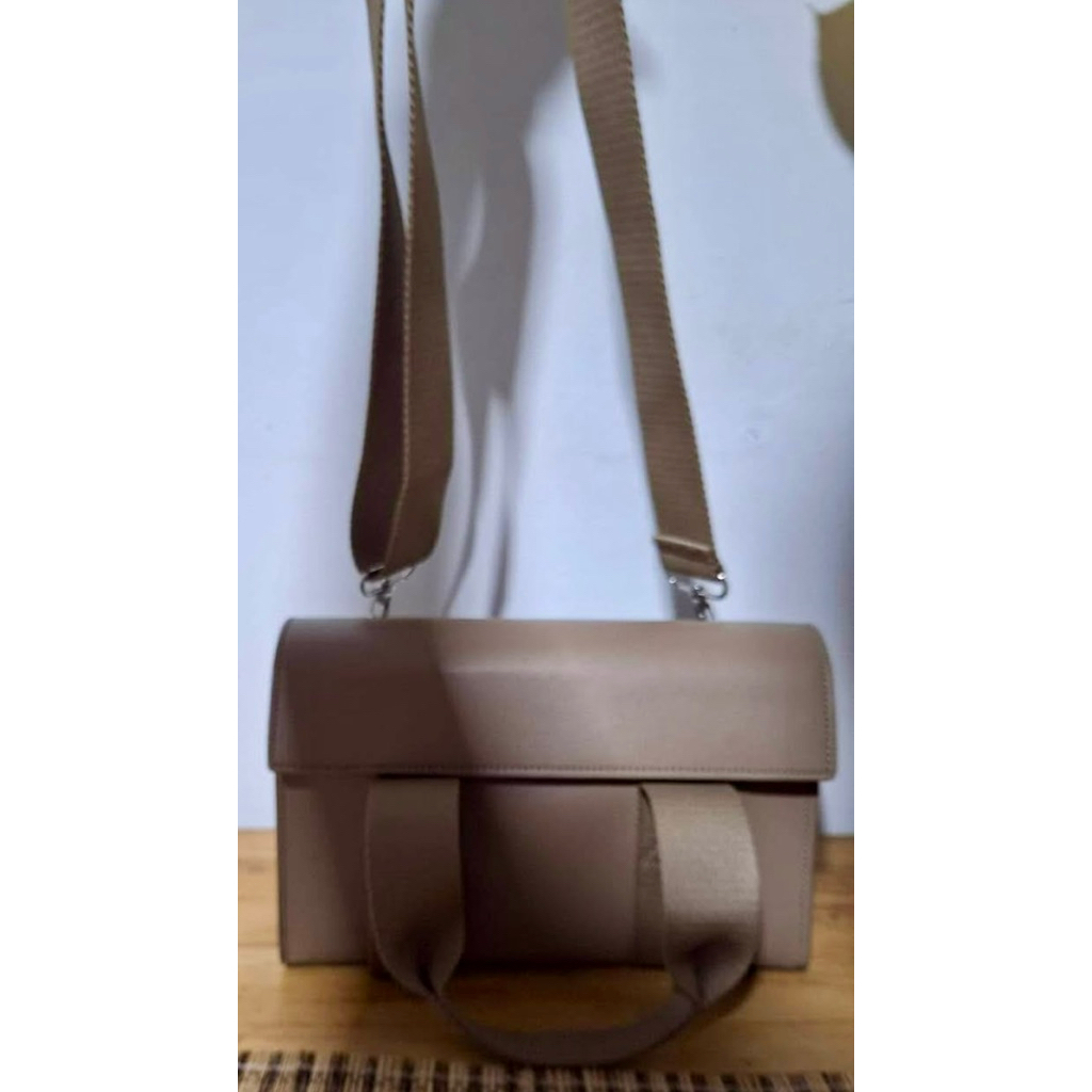 PRELOVED TAS BAG KOREA MARHEN J TAUPE