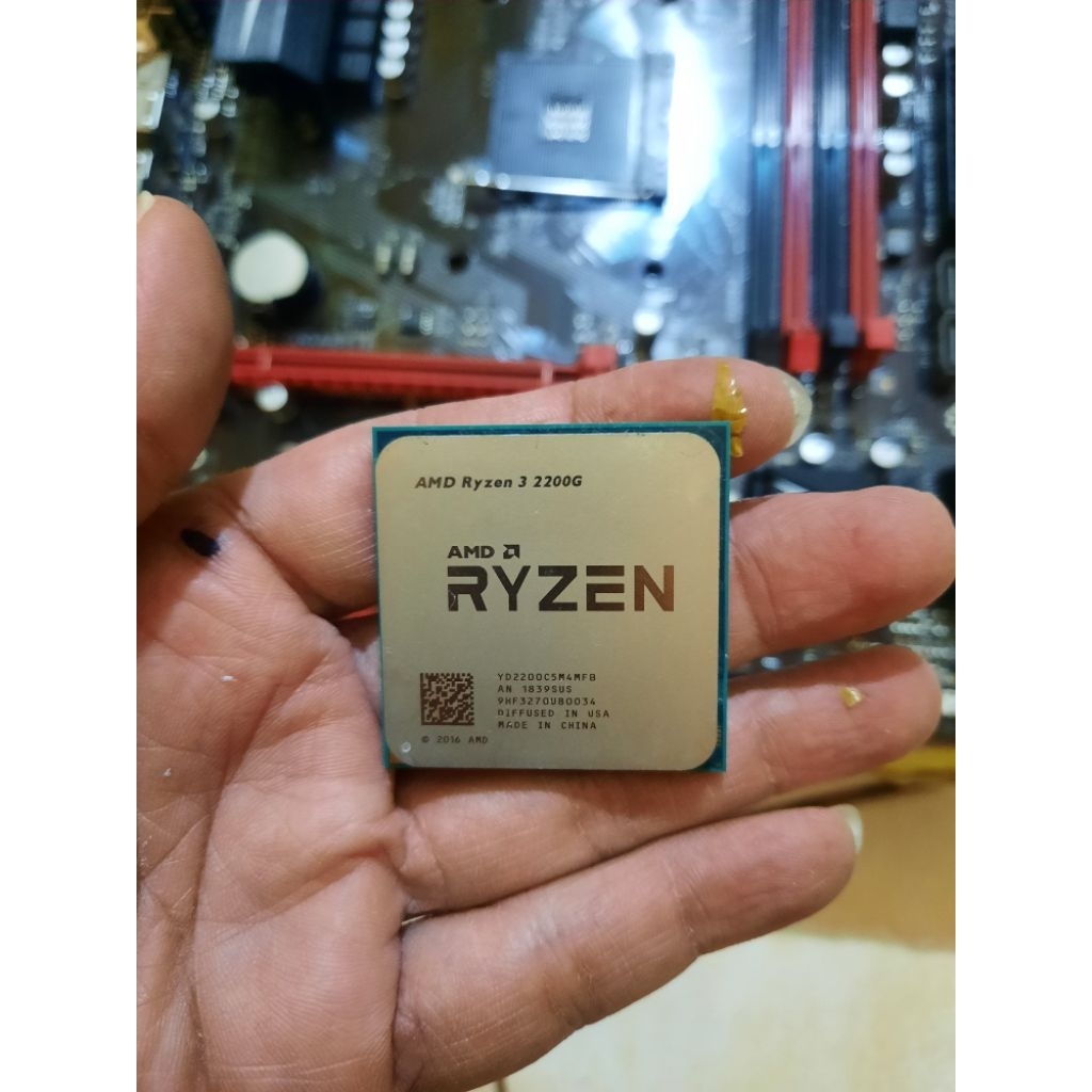 PROCESSOR AMD RYZEN 3 2200G SOCKET AM4