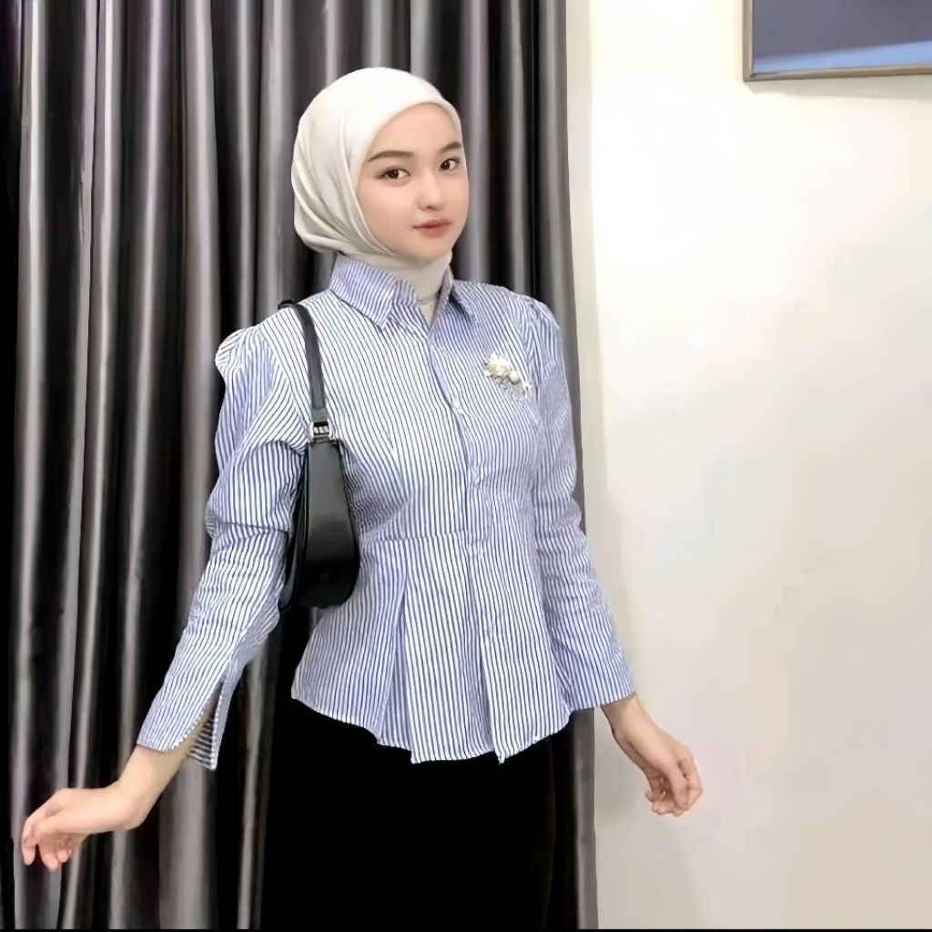 Kemeja STRIPE REMPEL Fit Body-Kemeja Katun Fit Body-Blouse Salur