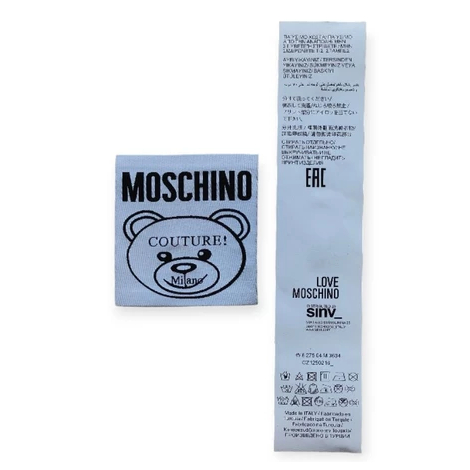 

LABEL TAG WASH MOSCHINO KUALITAS TINGGI ONE SET