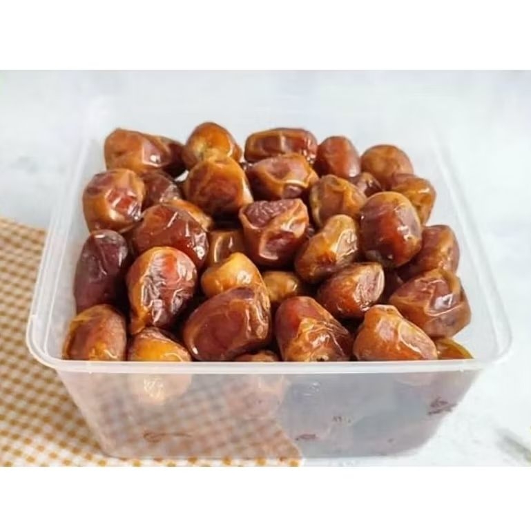 

Kurma Sukari Madinah Premium 1kg fresh