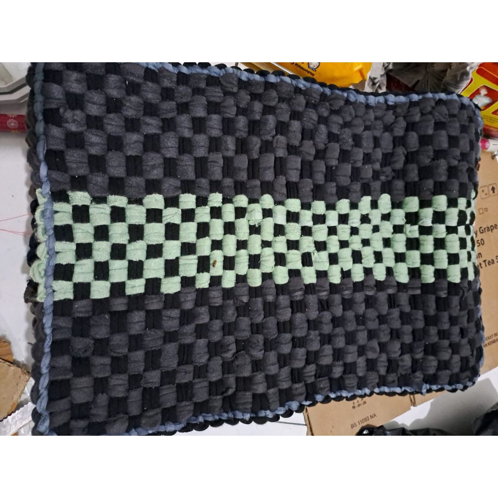 Keset Kamar Mandi Keset Kain Anyam Homemade Tebal