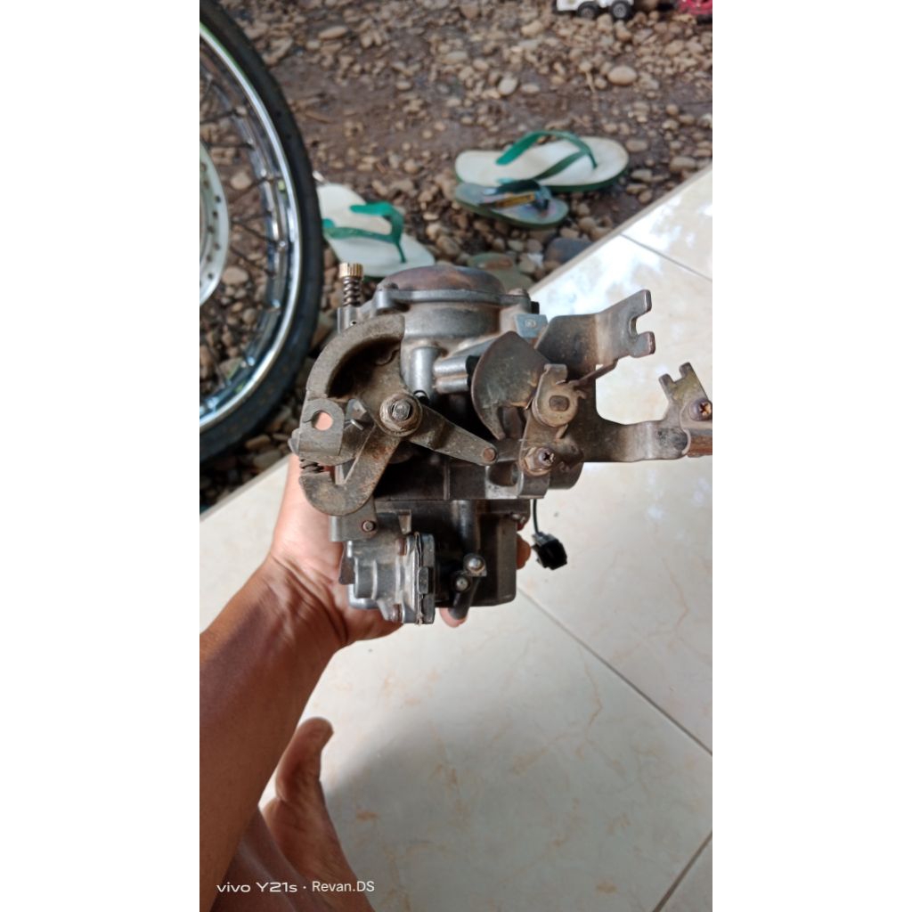 KARBULATOR futura 2002 + rotak