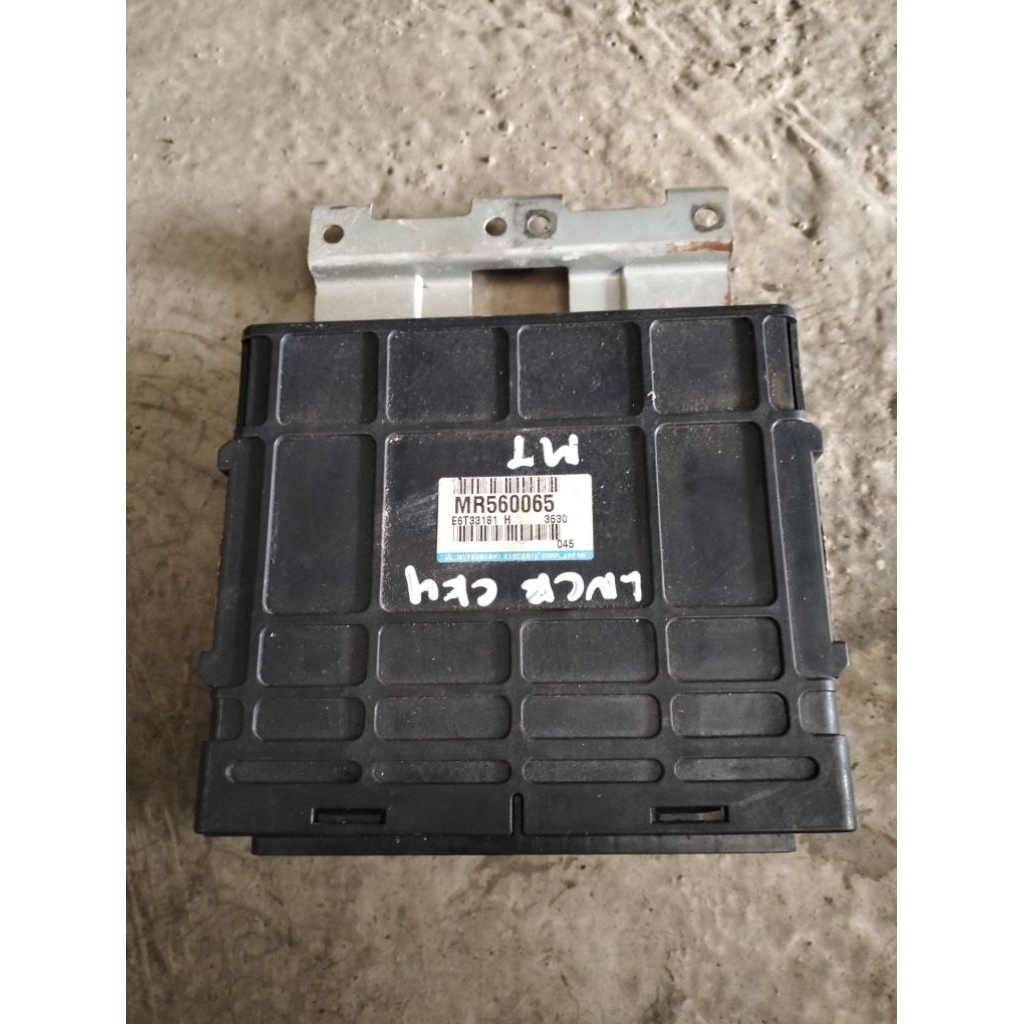 ECU Mitsubishi Lancer cedia