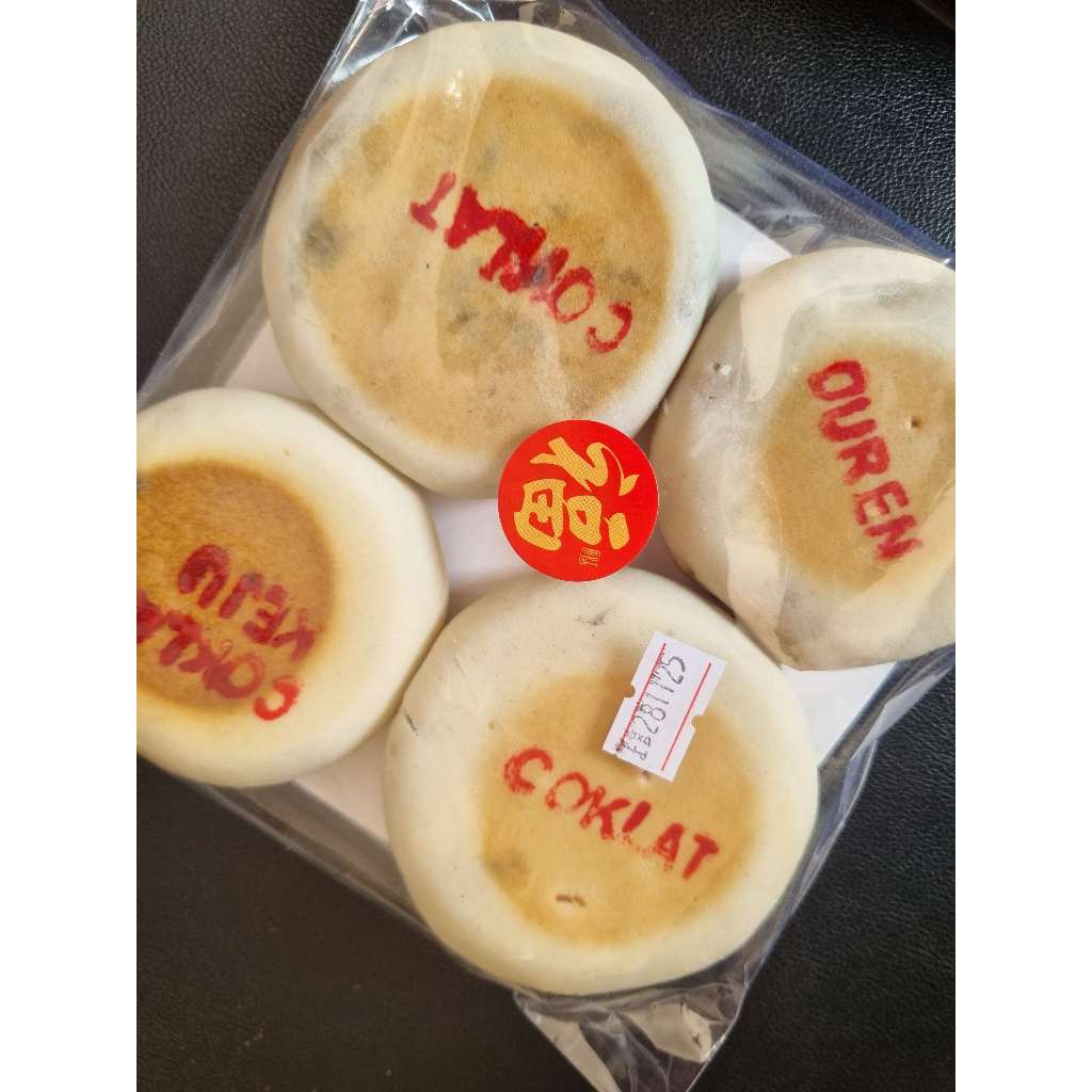 

Moon Cake - Kue Bulan - Kue Bulan Isi 4 Bermacam Rasa - Kue Bulan Premium