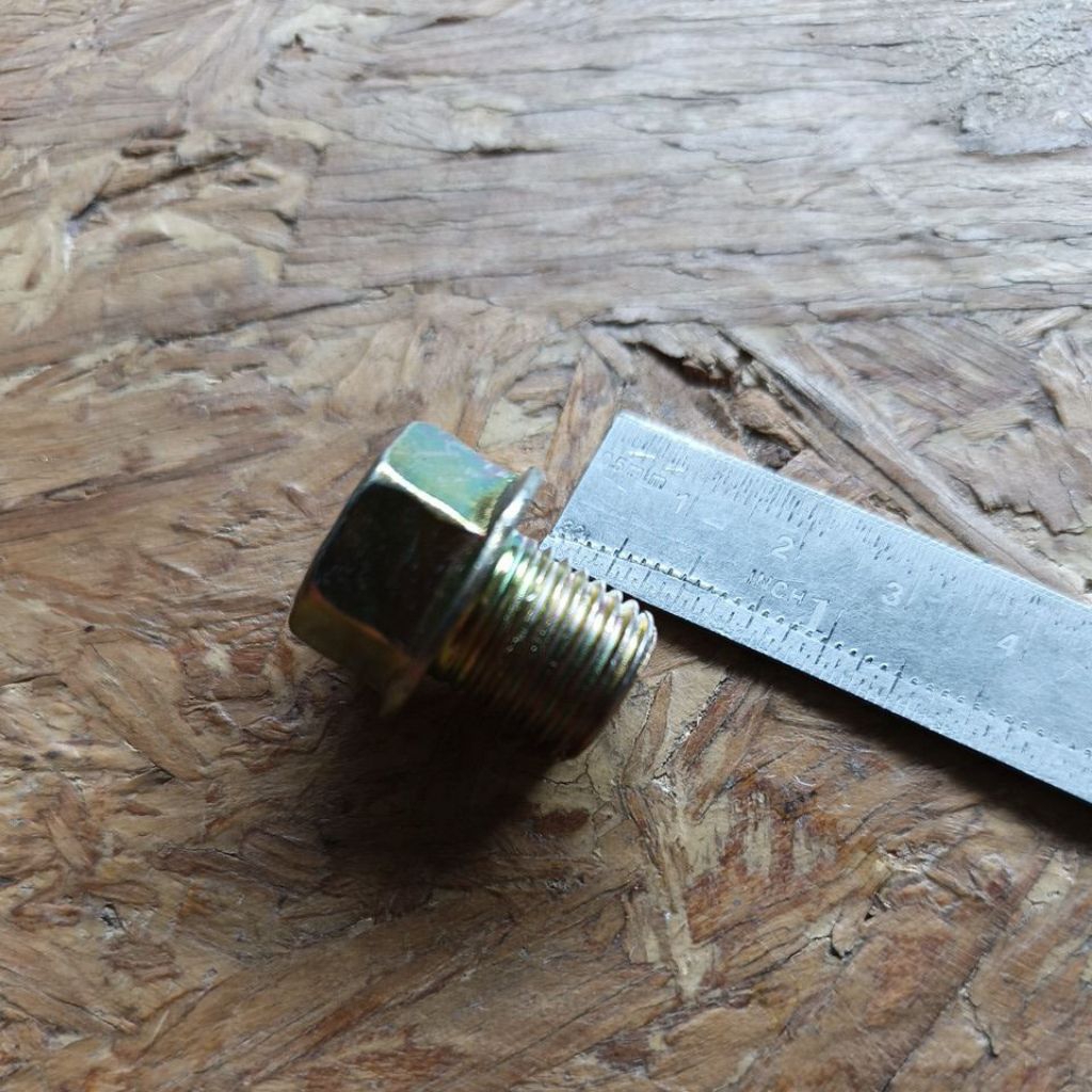 Baut oli motor oversize