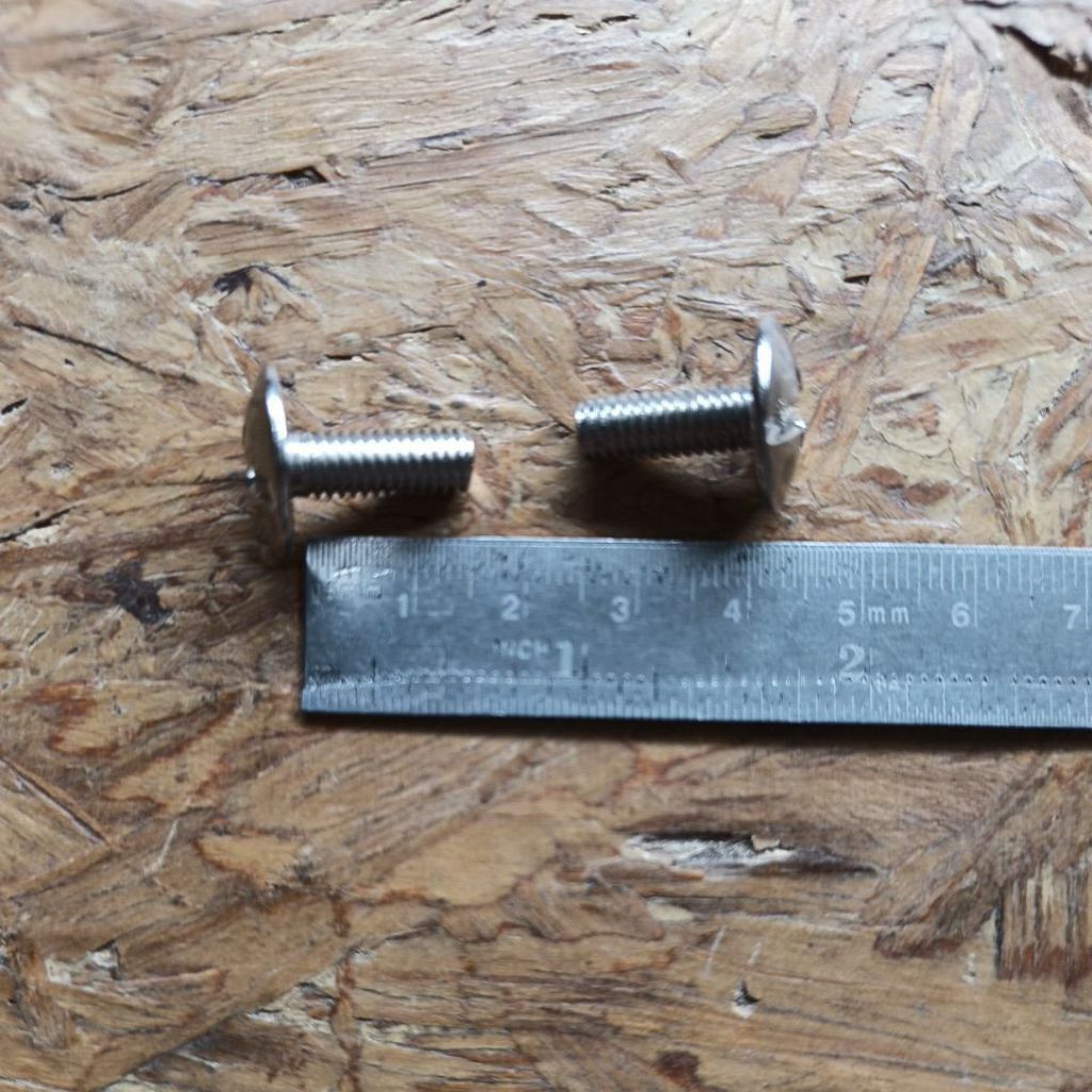 Baut body motor supra