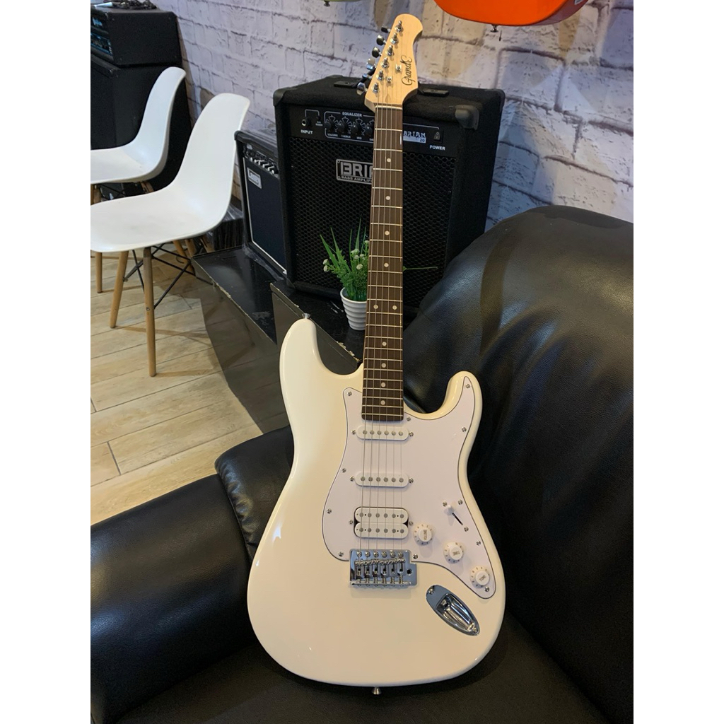 GITAR ELEKTRIK GRANDE GST100 WHITE