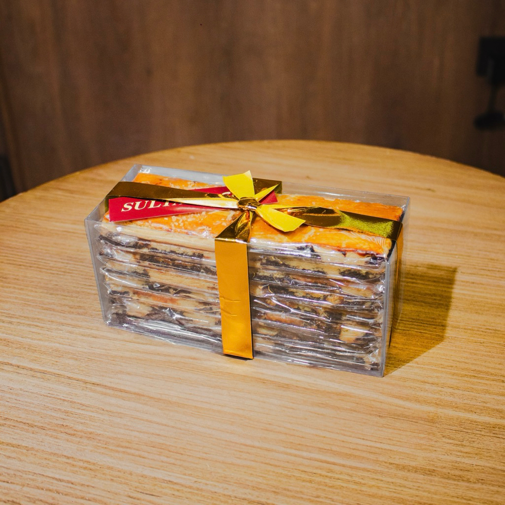 

SULTANA SPECIAL COOKIES BY DITA CAKES BOX MIKA ISI 16 PCS
