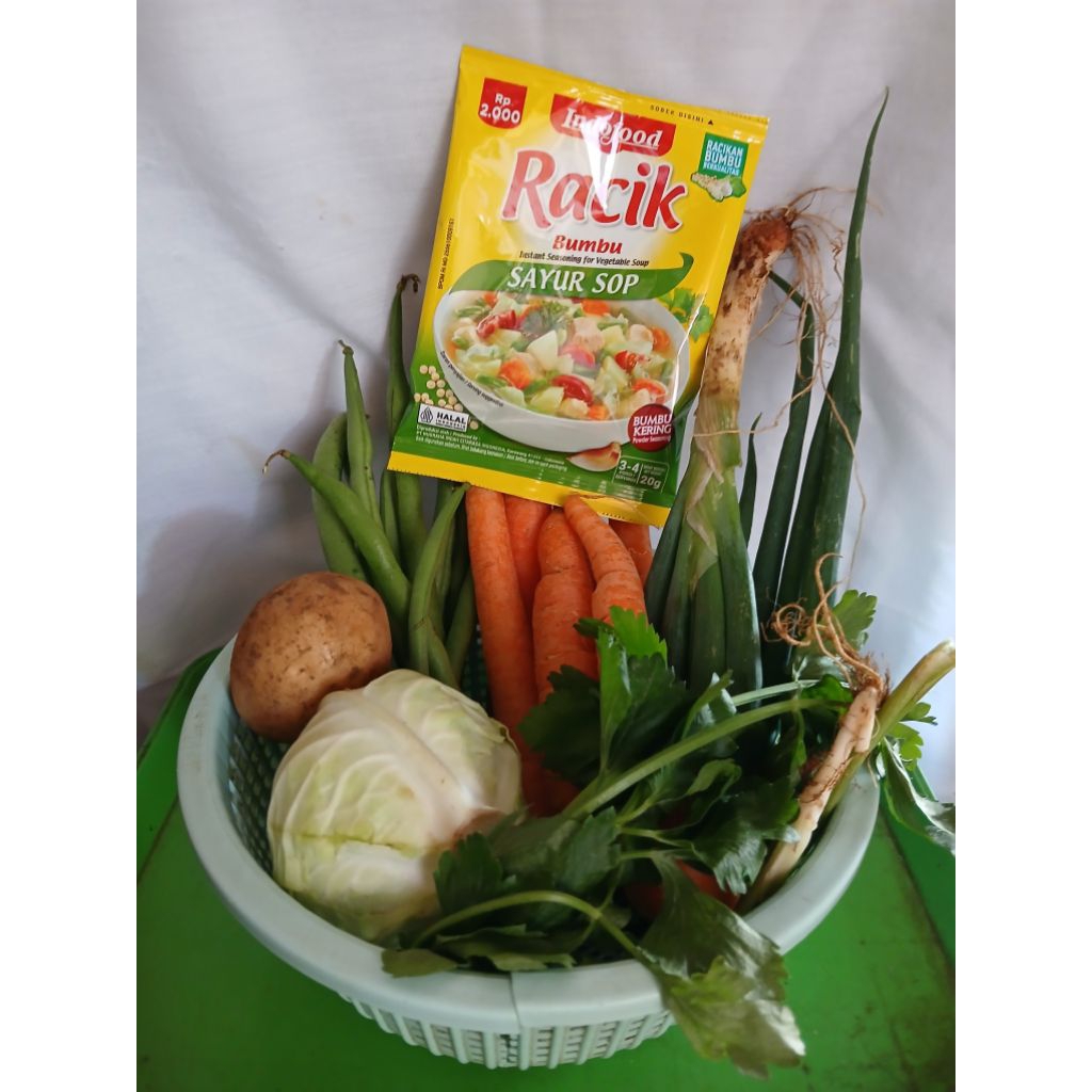 

sayur sop dan bumbu racik, sayuran segar