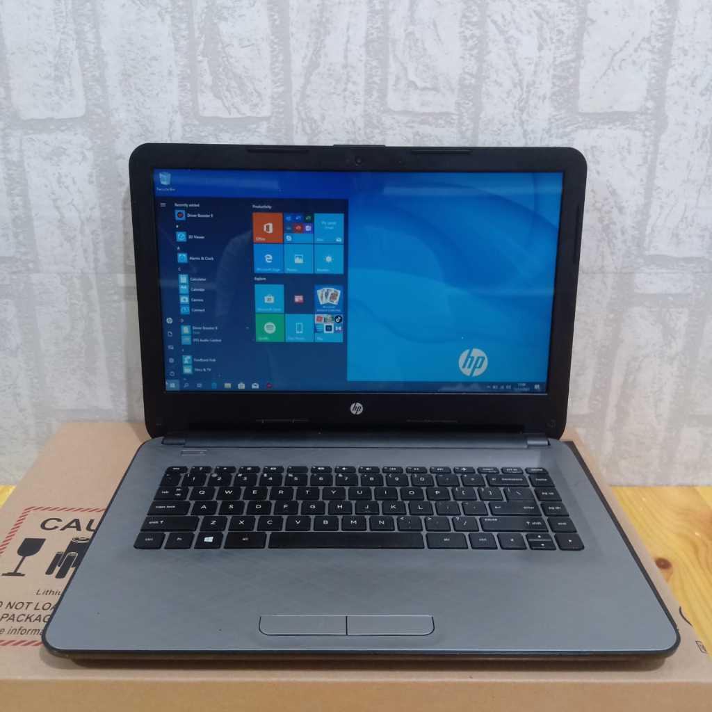 Laptop HP 14 - an030au, Amd A6-7310, Ram 4/500Gb, Lengkap, Silver, BERGARANSI