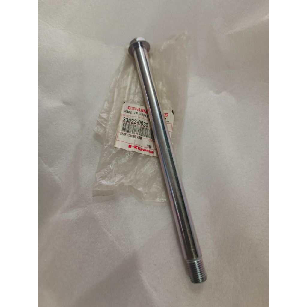 SHAFT SWING ARM KLX150 AS SWING ARM KAWASAKI KLX150 ORIGINAL JAPAN 33032-0030