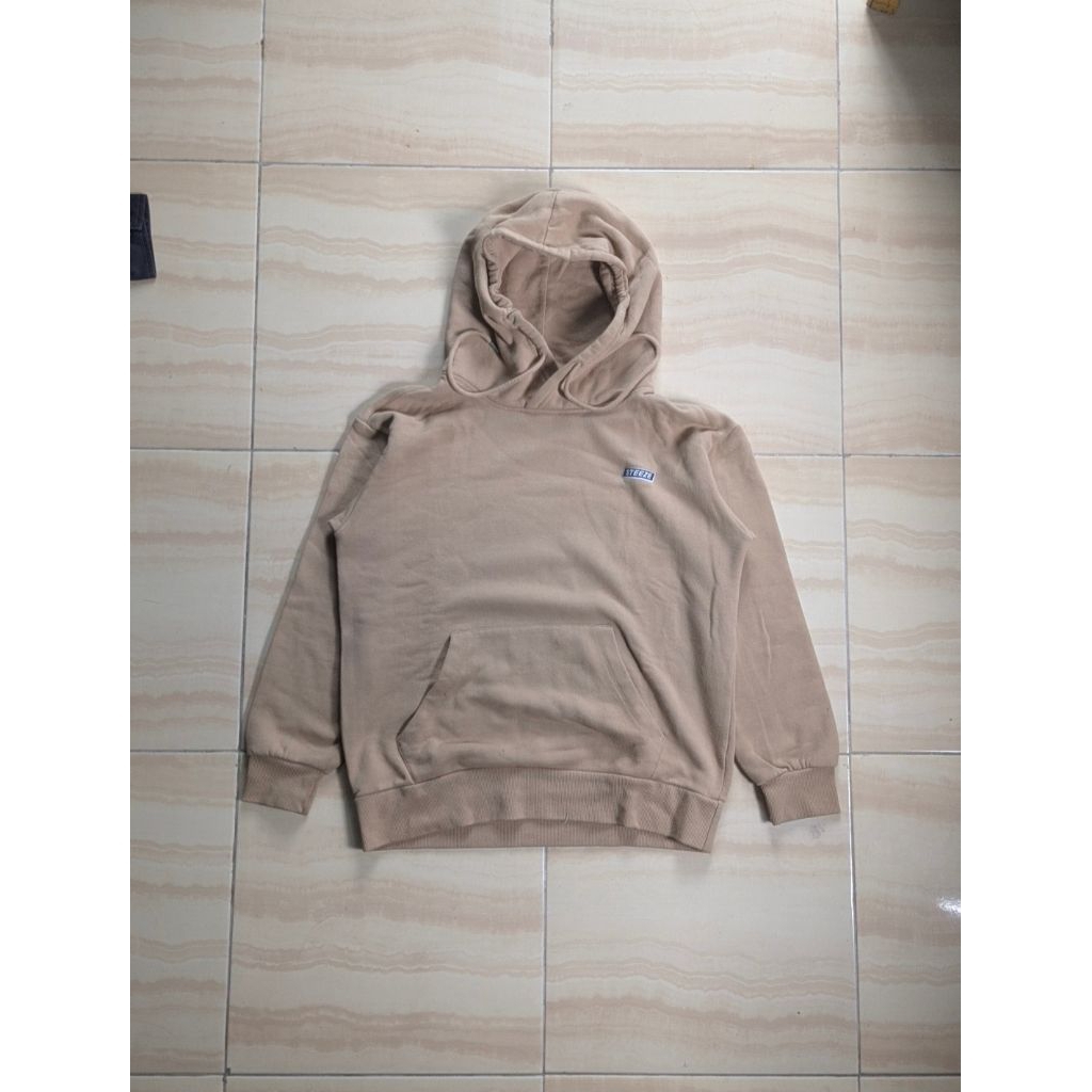 Preloved Hoodie Steeze