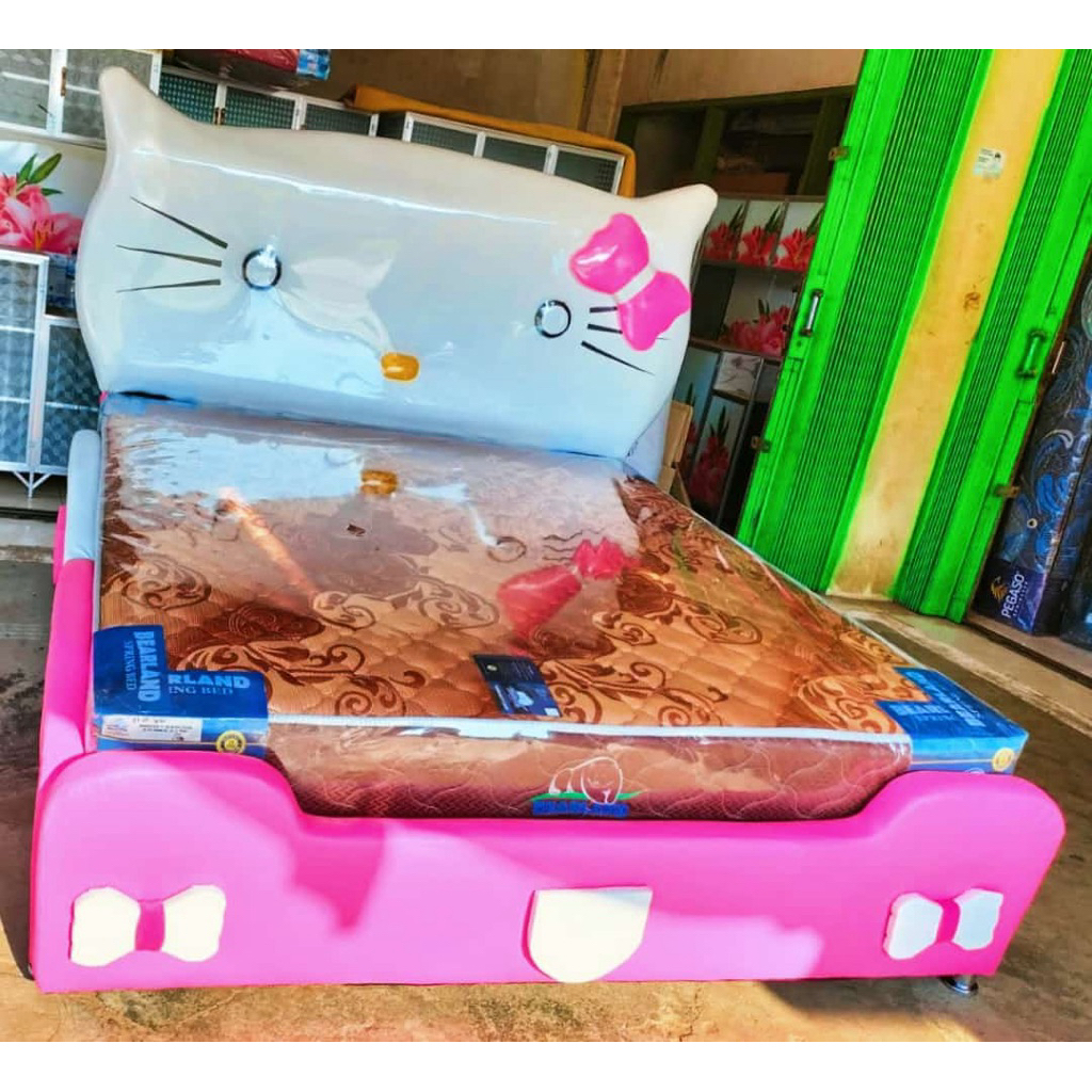 DIVAN HELLO KITTY (2)