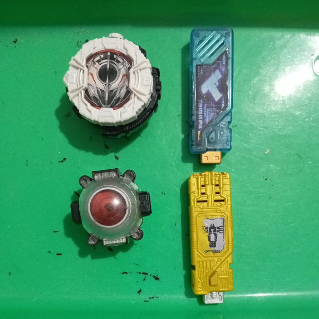 set dx scg csm Kamen rider ( Rider watch zi o , ghost , Gaia memori w ) original Bandai ELEKTRIK MAT