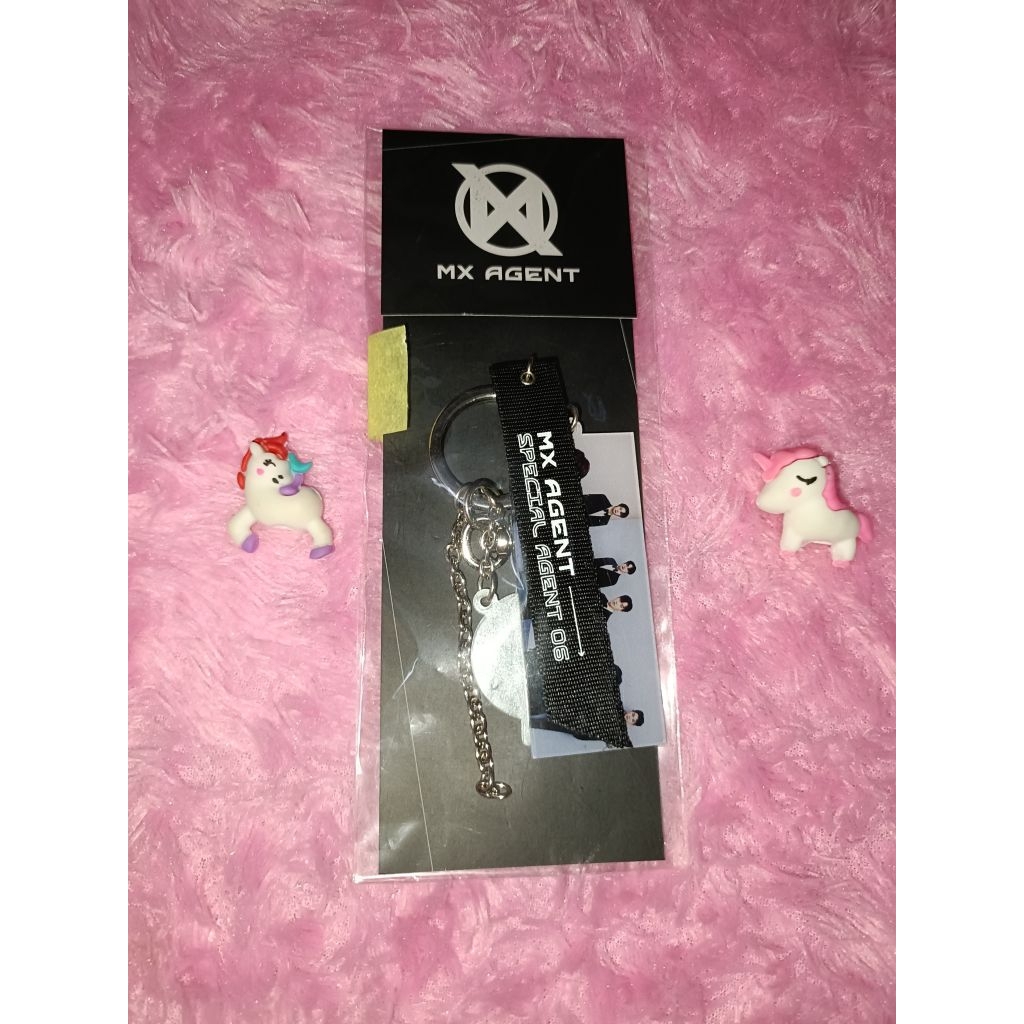 Keyring Monsta X membership kit 6th gen