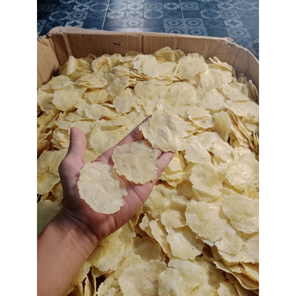 

Emping melinjo mentah super 1kg full kering biji 1&2 asli pasar kota serang banten