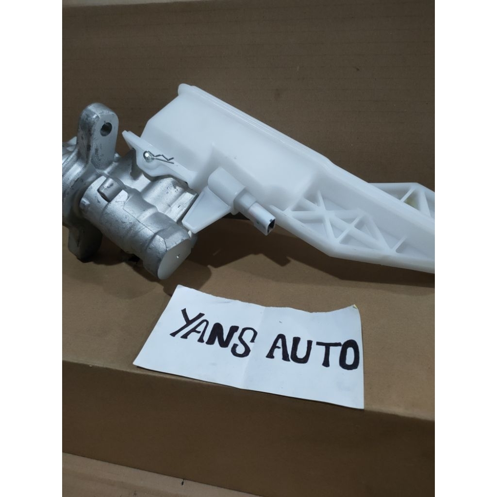 BRAKE MASTER SENTRAL REM ATAS SUZUKI ERTIGA