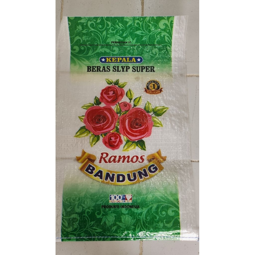

Karung beras Laminating dan biasa ukuran 25kg(Baru)isi 1 pak=50lbr
