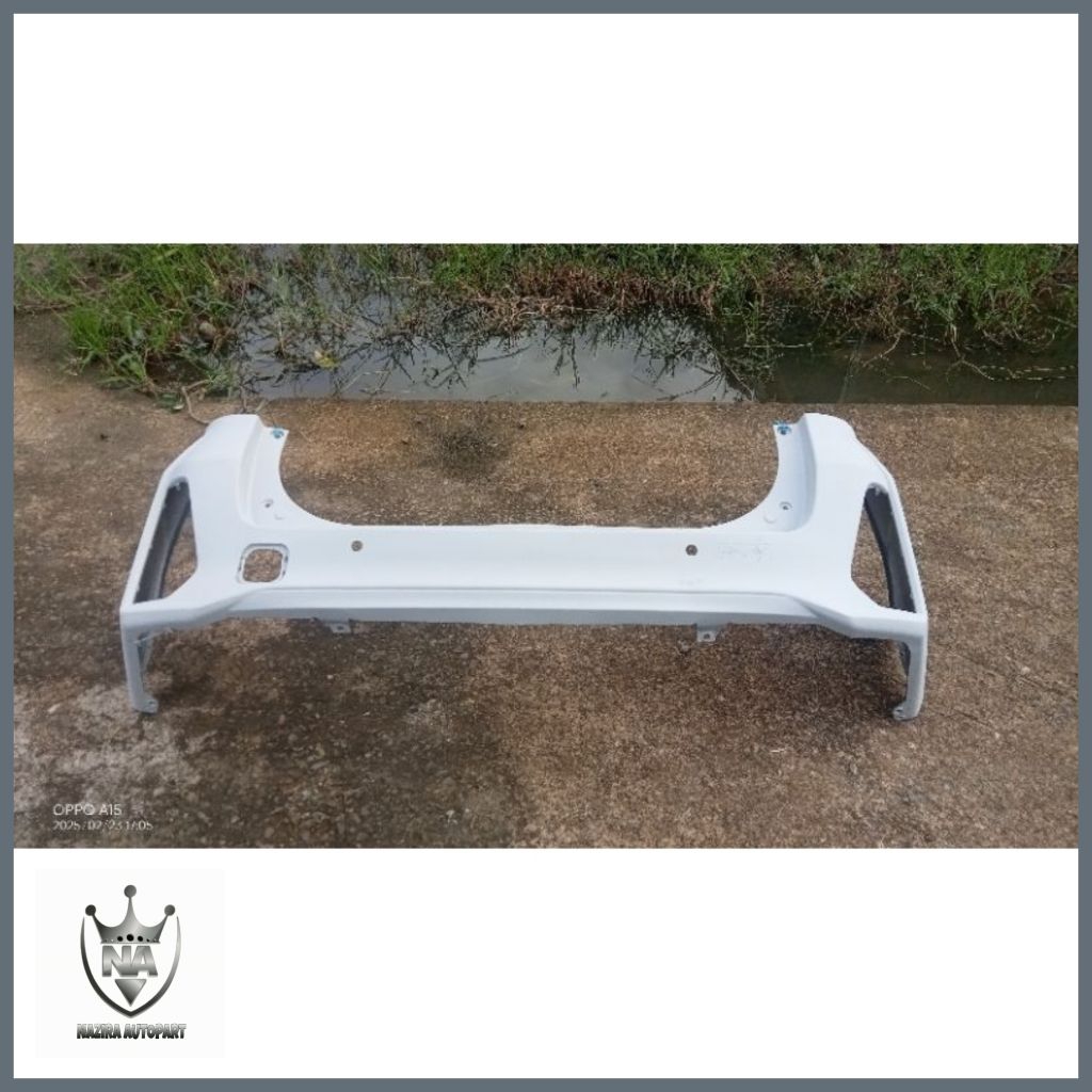bemper belakang veloz 2019  original copotan