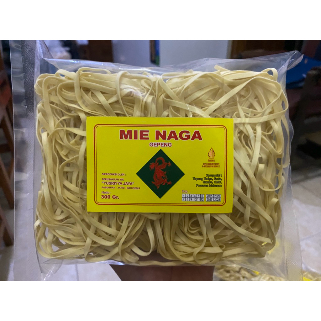 

Mie Gepeng/Lebar Cap Mie Naga kemasan 300g Mie Goreng / Kwetiau / Mie Kuah / Pangsit Jakarta