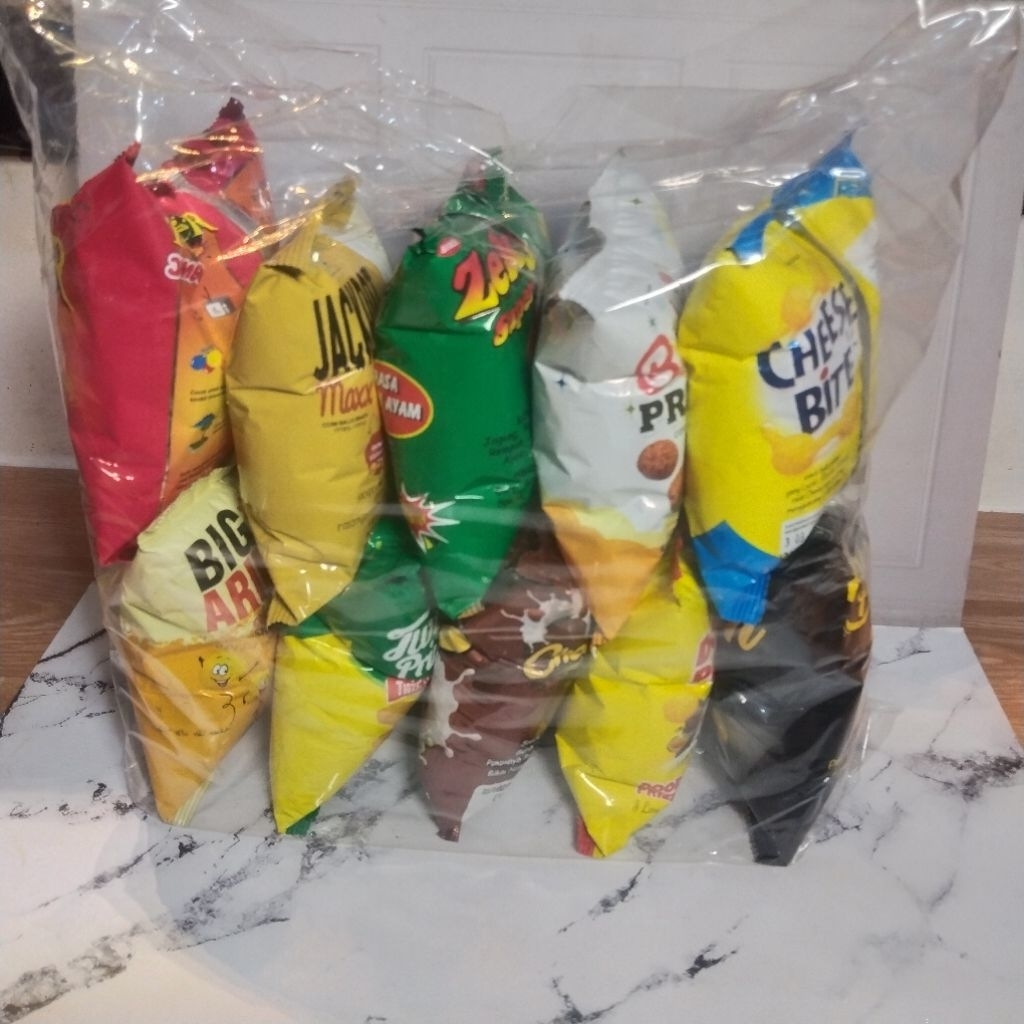 

PAKET KOMPLIT CIKI BERHADIAH ( 1 PACK ISI 10 PCS MIXX)