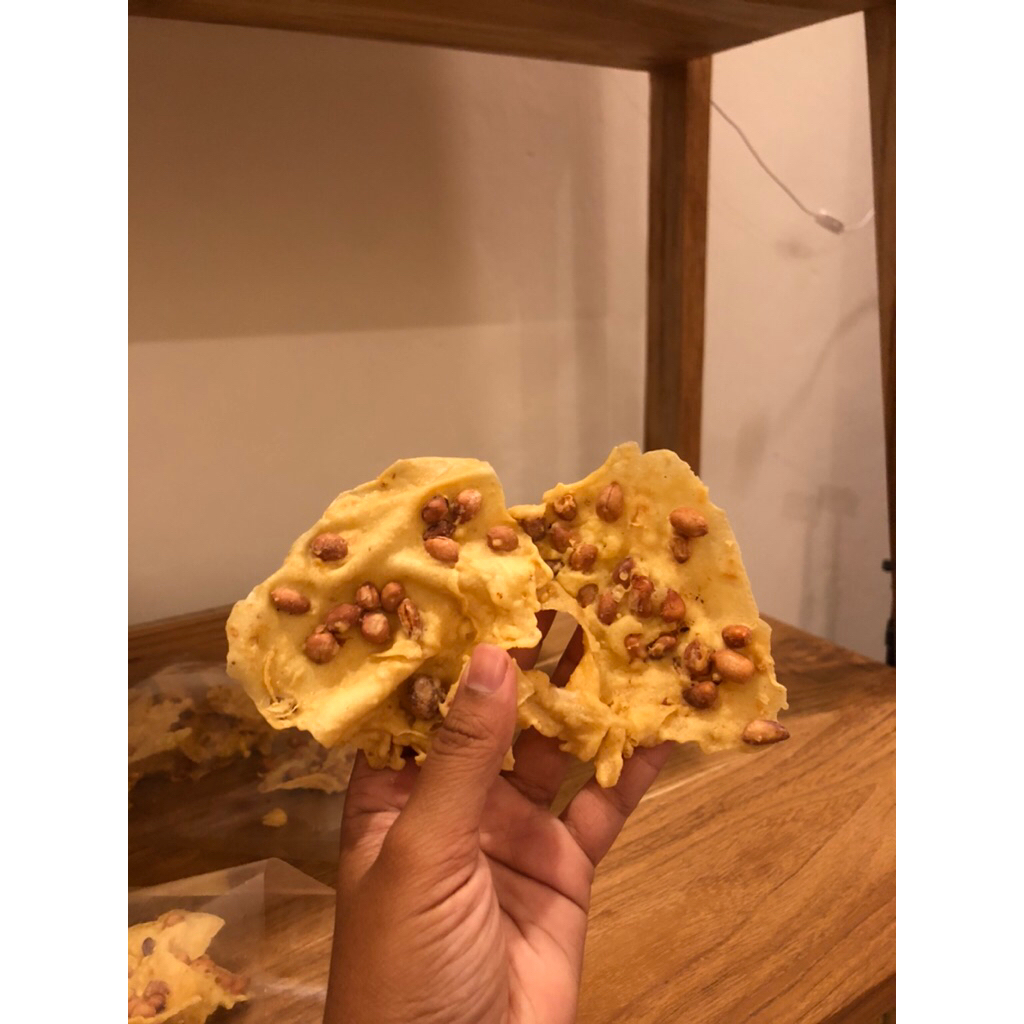 

Peyek Kacang Renyah Gurih Nagih – Asli Klaten