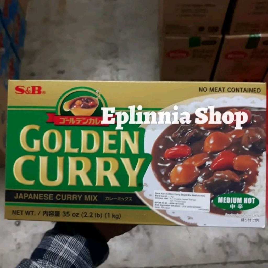 

S&B Golden Curry Sauce Medium Hot 1 kg - Saus Kari