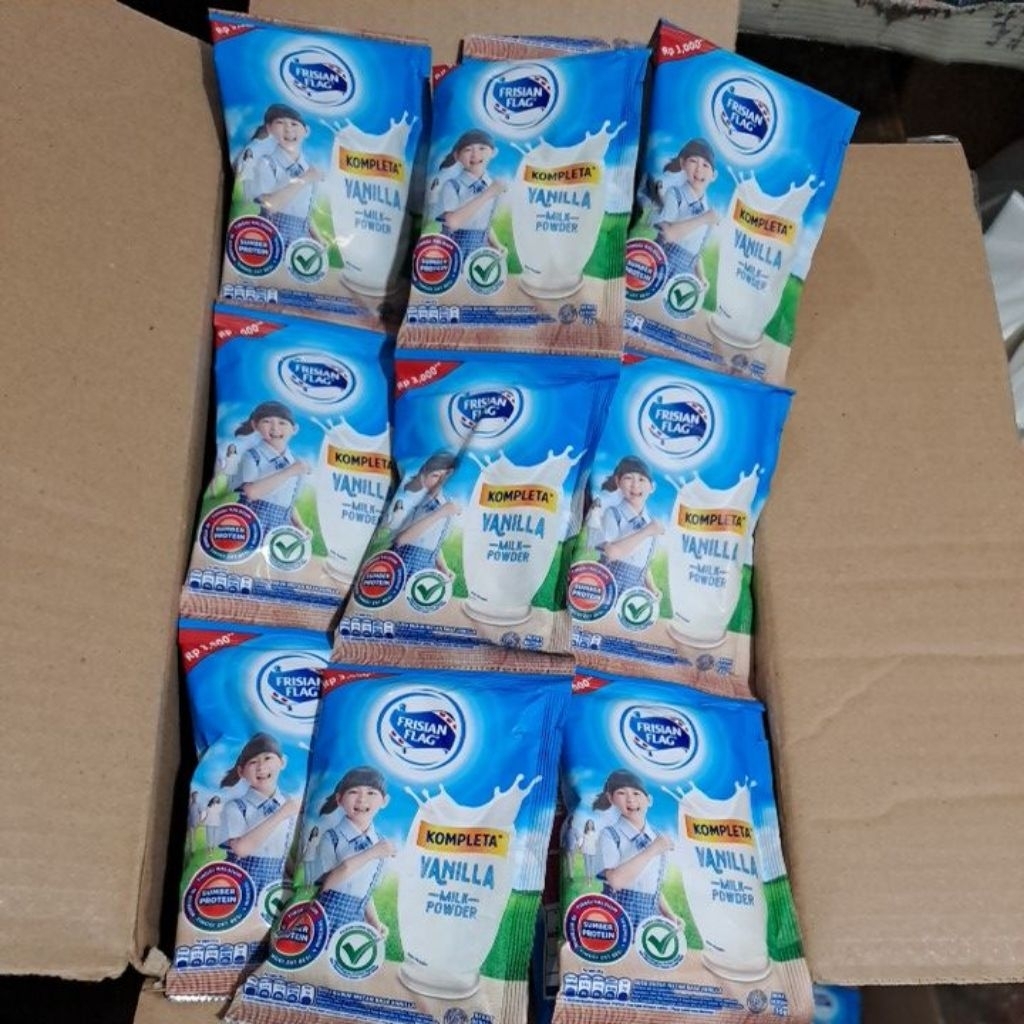 

FRISIAN FLAG KOMPLETA VANILLA MILK POWDER 1 RENCENG (10 SACHET)